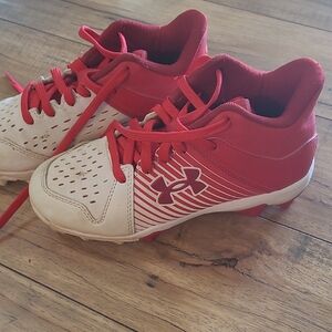 Under Armour Kids Red and Cream Cleats